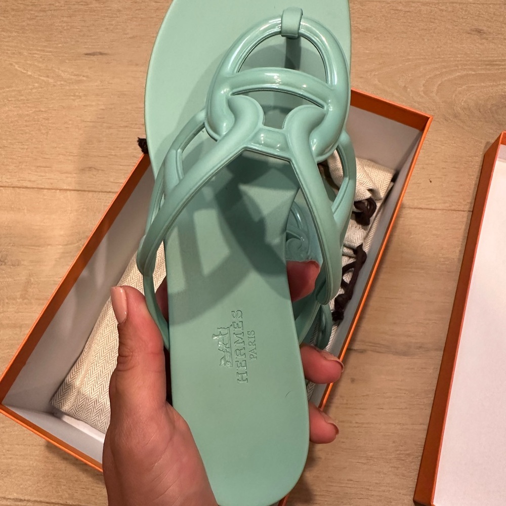 Hermes Egerie sandal. Size 38, color teal